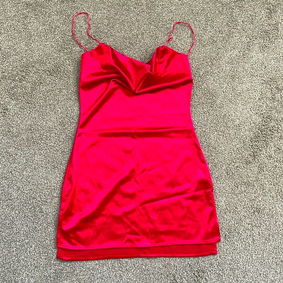 Zaful Dresses & Skirts - Gorgeous Mini Dress dress perfect for Valentines Date Night 🌹